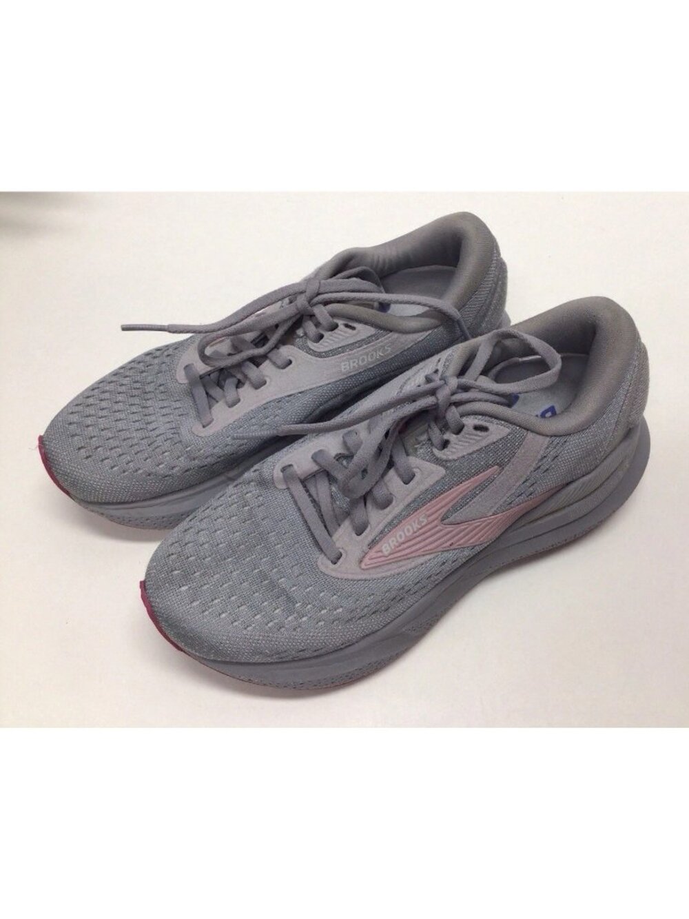 Brooks Adrenaline GTS 24 Womens Sz 5.5D Gray Pink Running Walking Shoes Sneakers